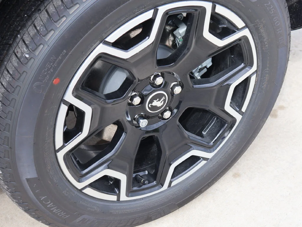 New 2026 Carbonized Gray Metallic Ford Outer Banks® image 40