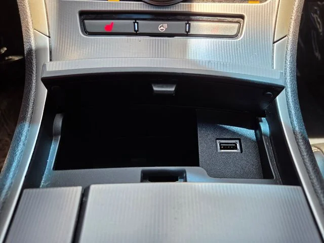 Certified Used 2019 White Lincoln Reserve image 28