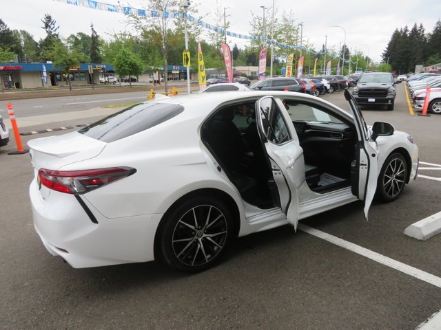 Used 2021 Super White Toyota SE image 8