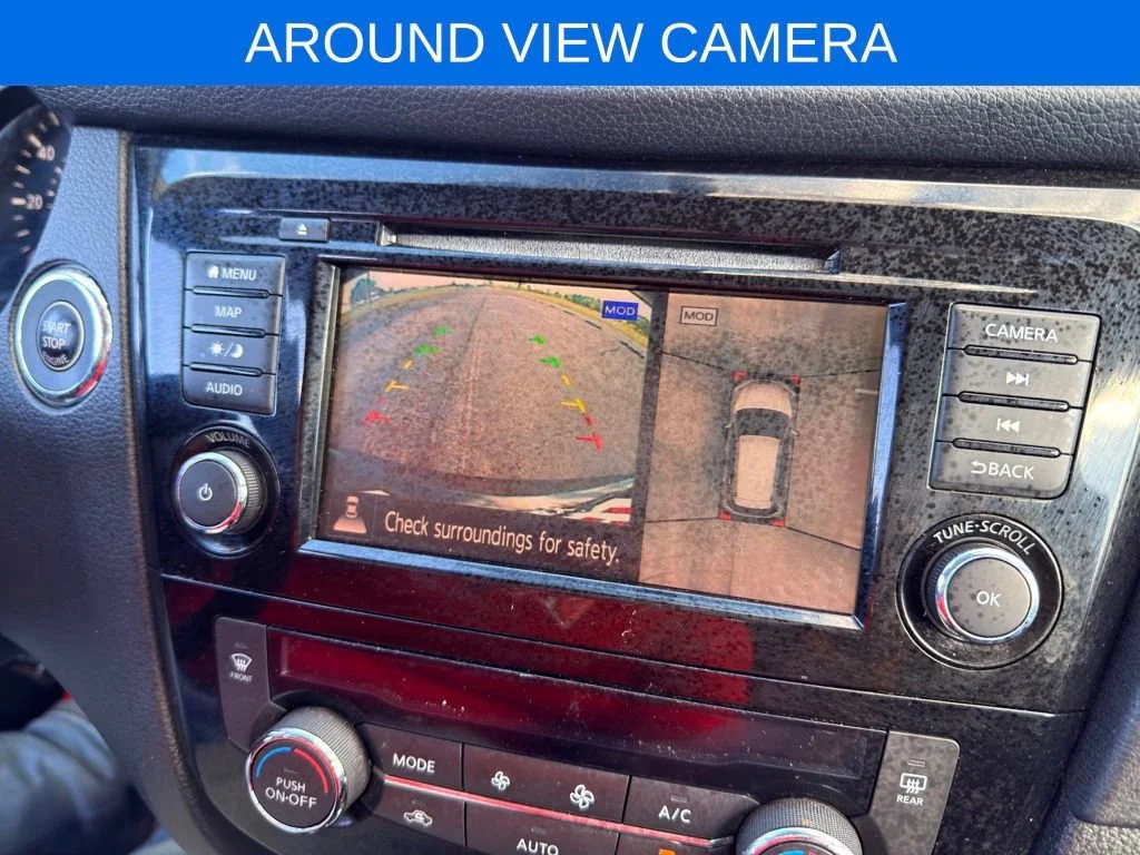 Used 2018 Black Nissan SV image 5