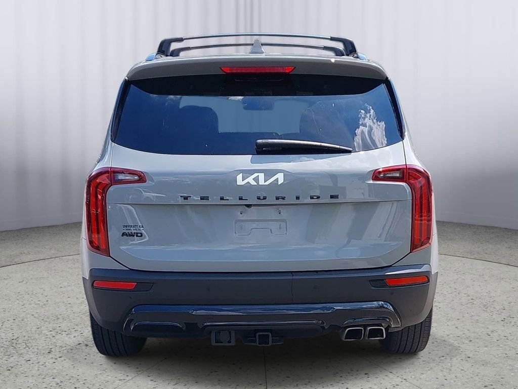 Used 2022 Gray Kia SX image 4