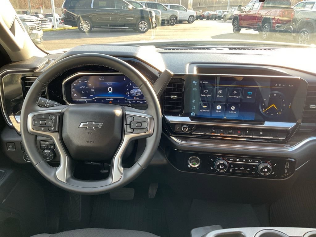 2024 Chevrolet Silverado 1500 RST - Photo 16