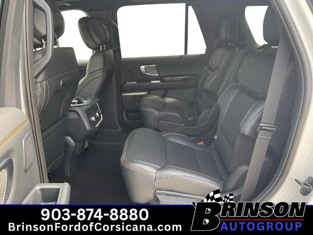 New 2027 Star White Metallic Tri-Coat Ford Tremor® image 30