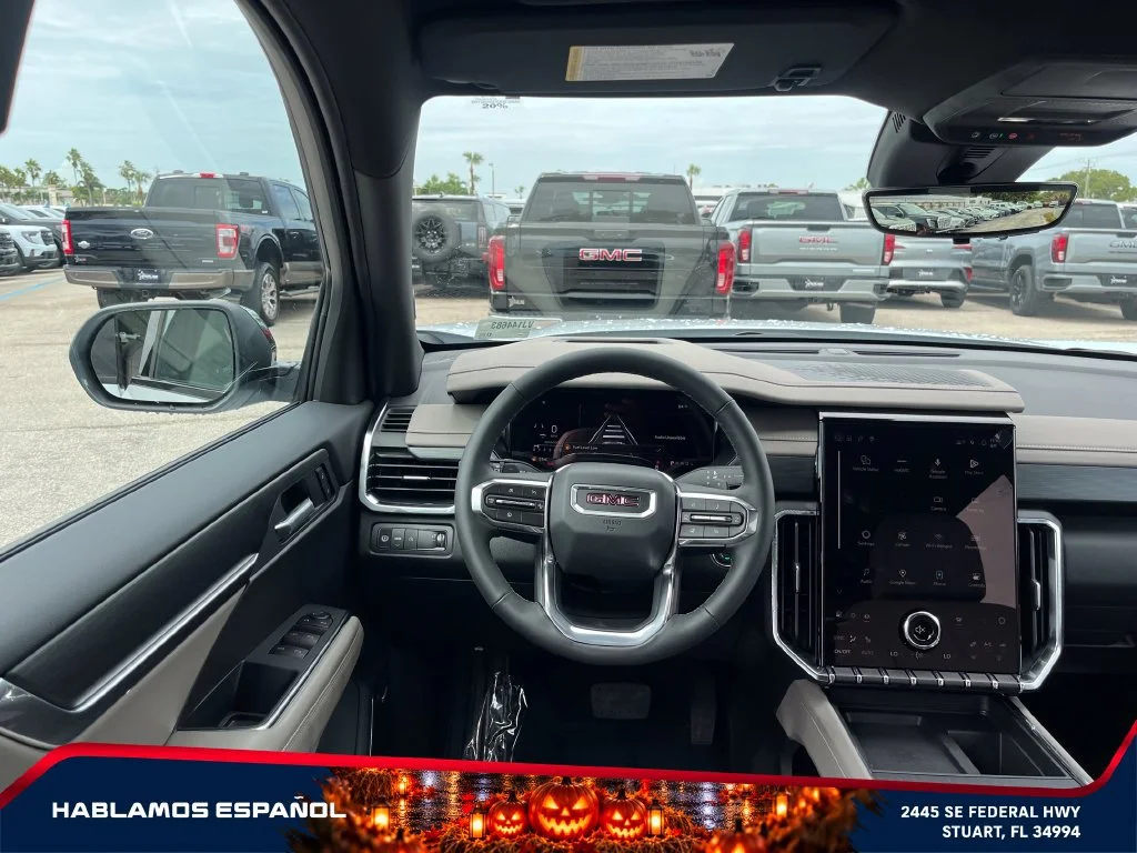 New 2027 Glacier White Tricoat GMC Elevation image 14