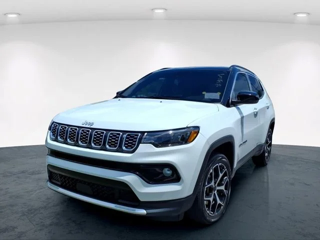 Used 2025 White Jeep Limited image 4