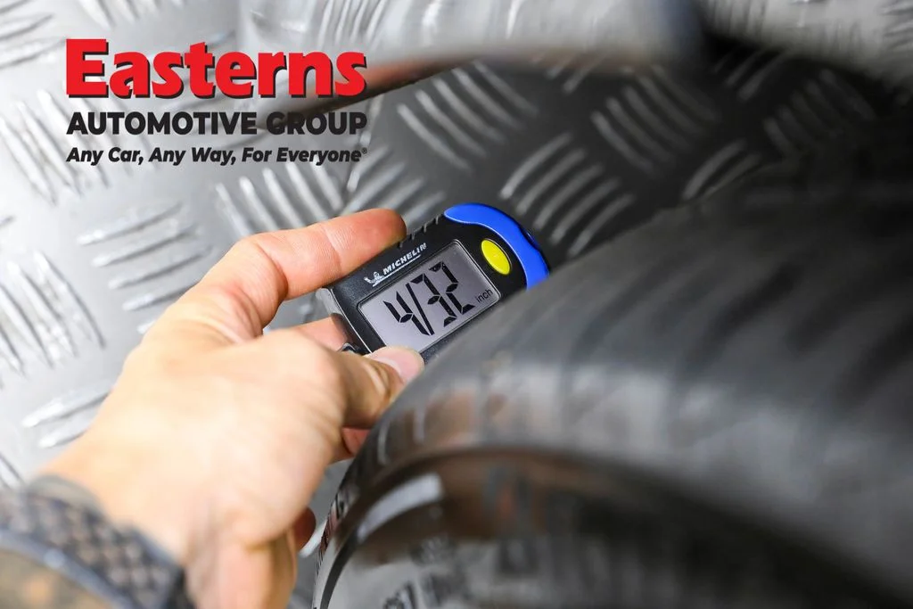 Used 2022 Black Nissan 2.5 SR image 25