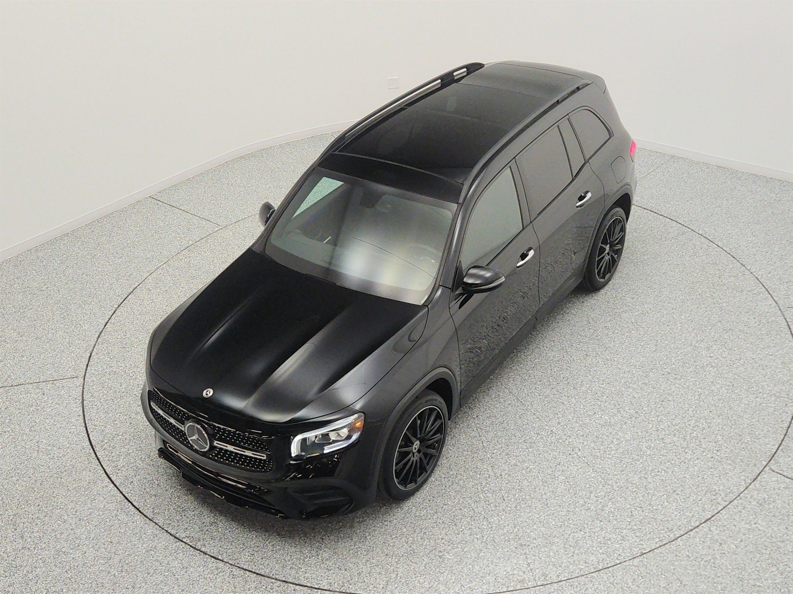 Used 2022 Night Black Mercedes-Benz GLB 250 SUV image 22