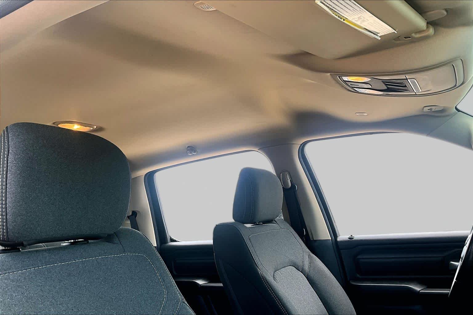 Used 2019 Diamond Black Crystal Pearlcoat Ram Tradesman image 14