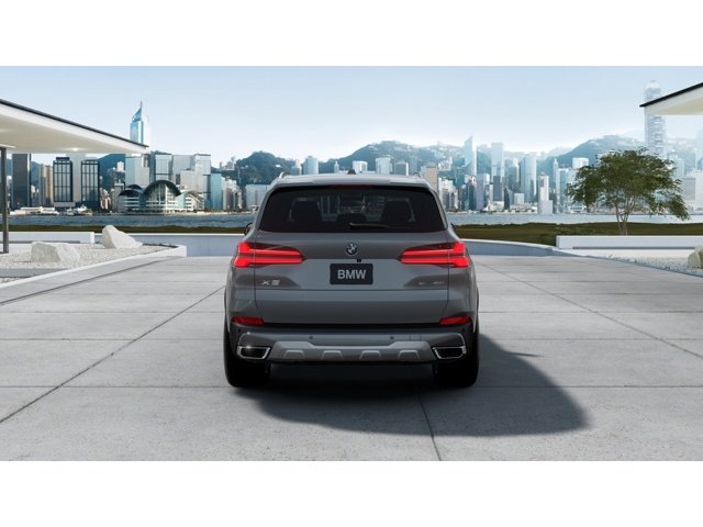 New 2026 Skyscraper Grey Metallic BMW sDrive40i image 5