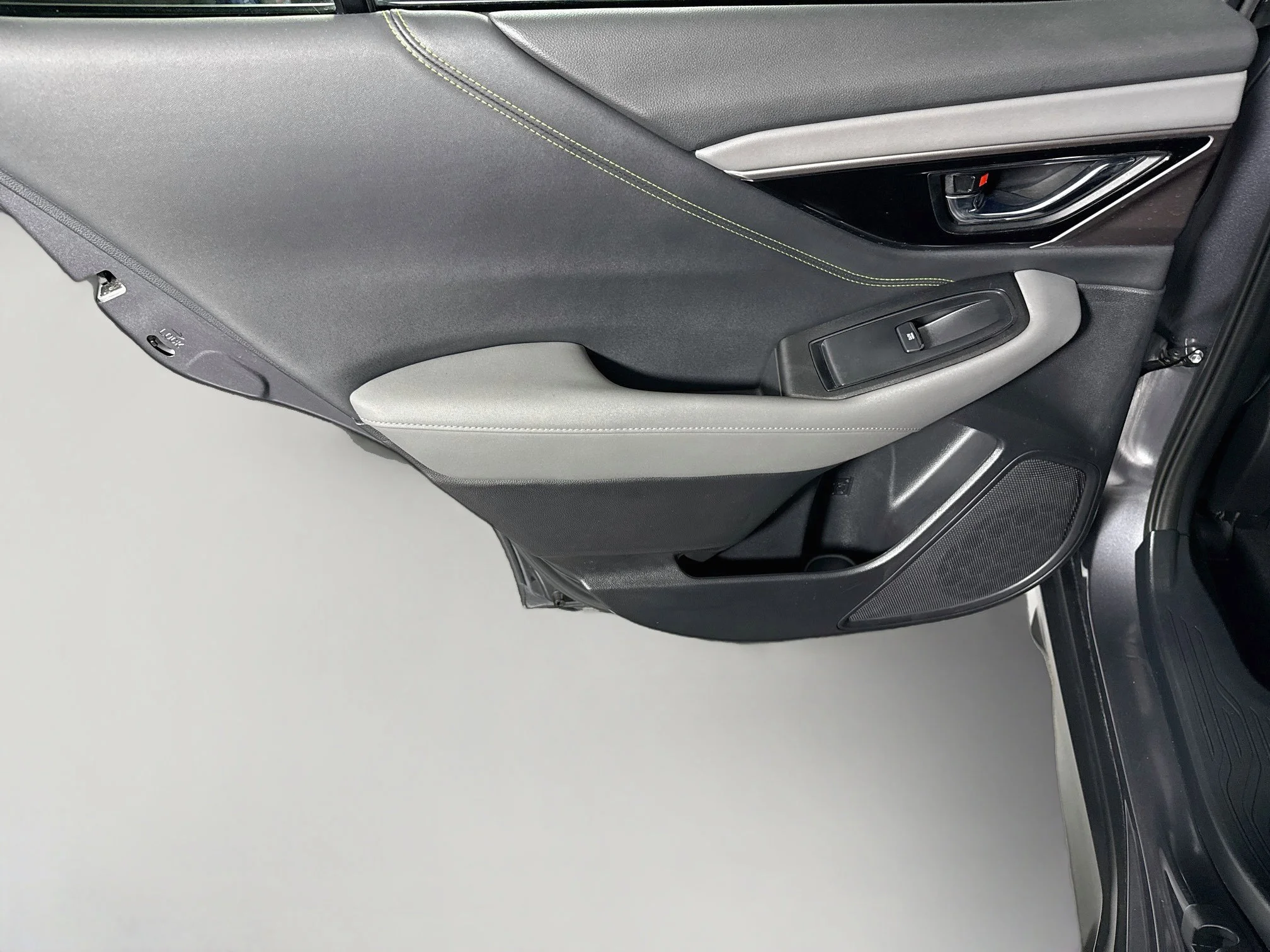 Used 2025 Magnetite Gray Metallic Subaru Onyx Edition image 22