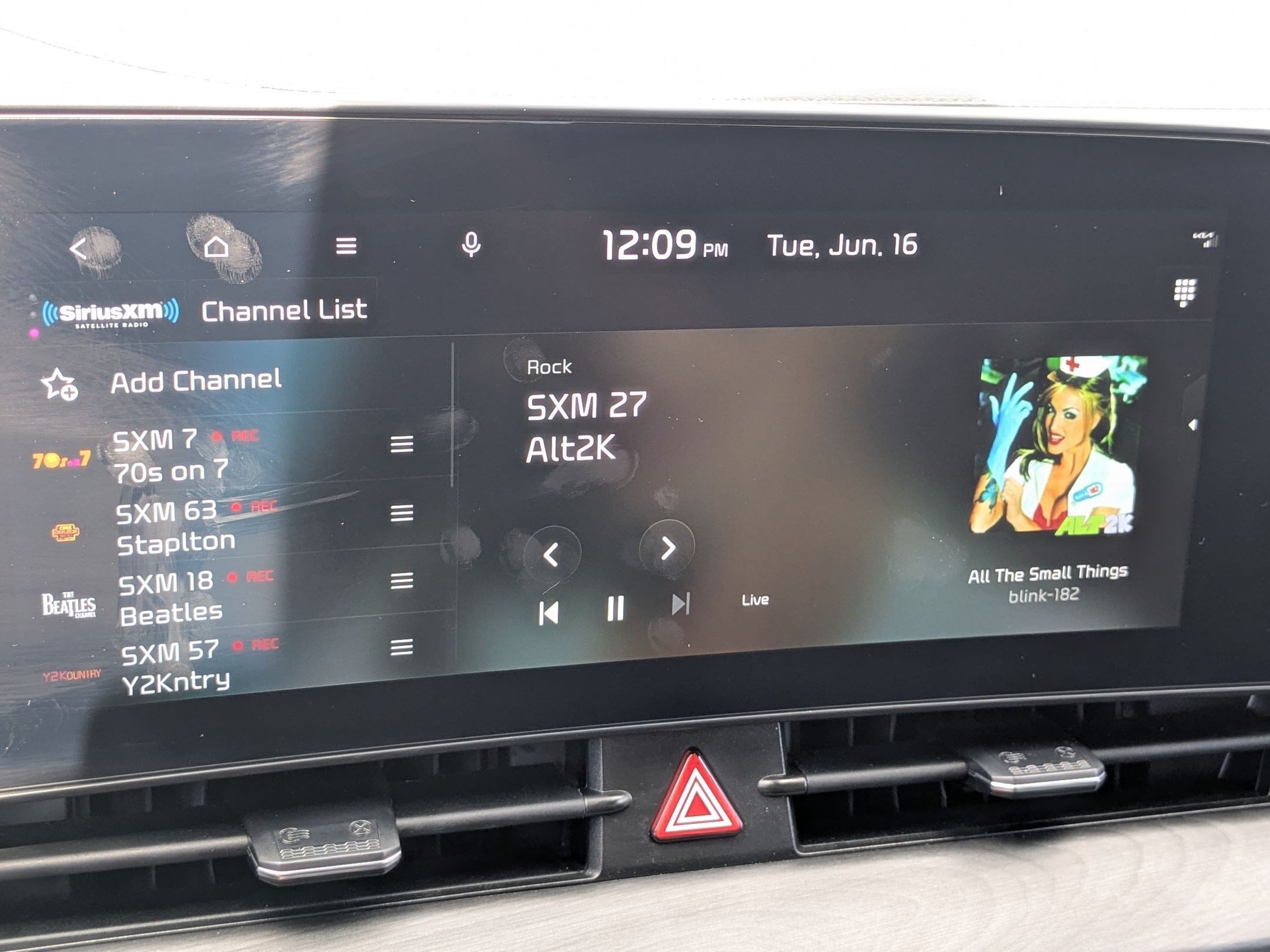 Certified Used 2025 Green Kia X-Pro image 23
