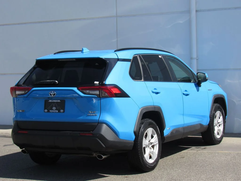 Certified Used 2019 Blue Flame Toyota XLE image 6