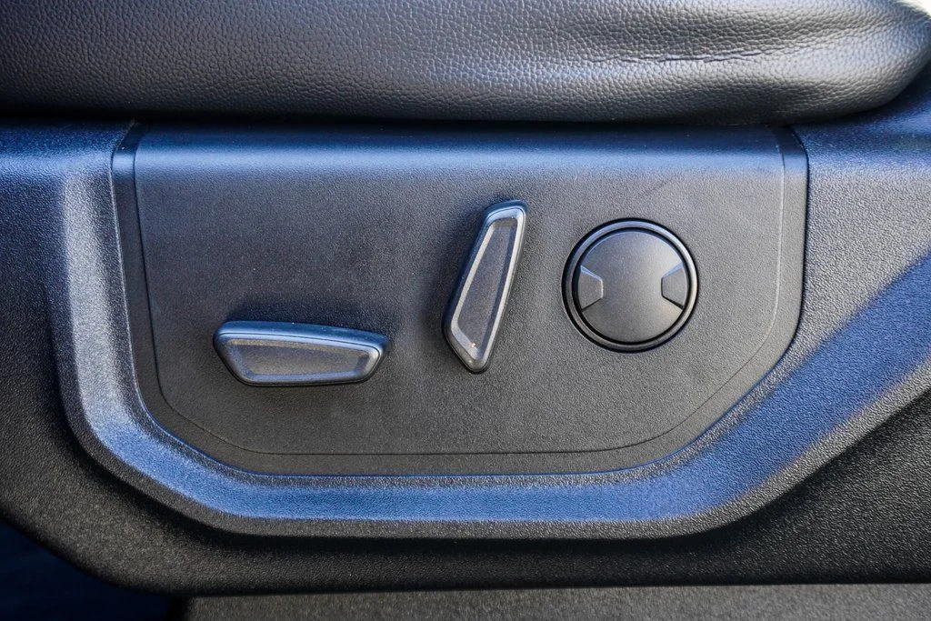 Used 2019 Black Ford Lariat image 7
