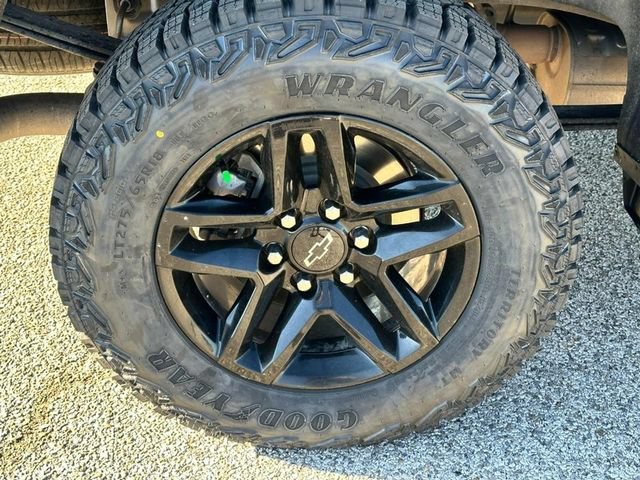 Used 2024 Slate Gray Metallic Chevrolet LT Trail Boss image 7