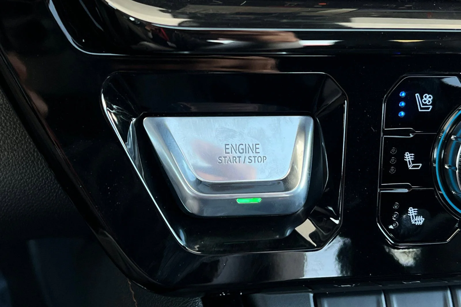 2026 GMC Sierra 1500 AT4 - Photo 21
