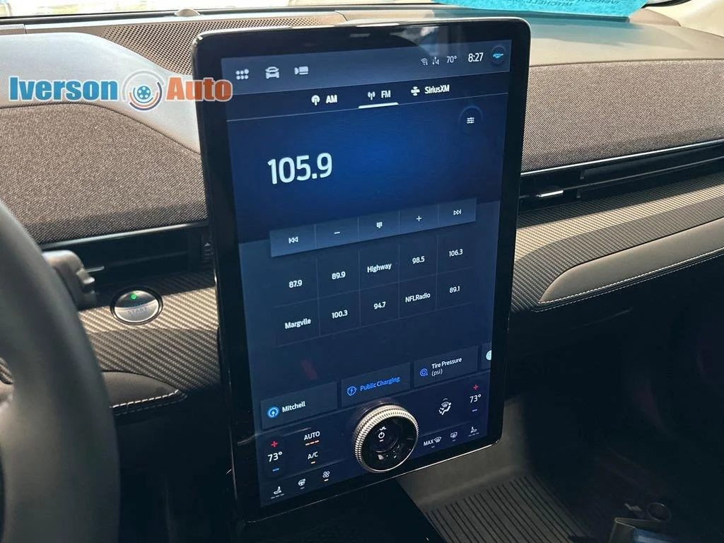 Used 2023 Star White Metallic Tri-Coat Ford Premium image 21