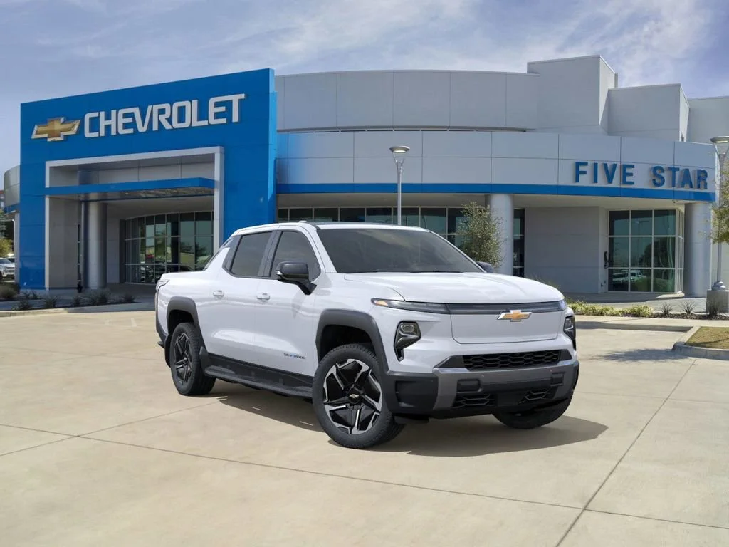 2026 Chevrolet Silverado EV LT Max Range's photo