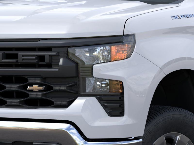 New 2026 Summit White Chevrolet WT image 10