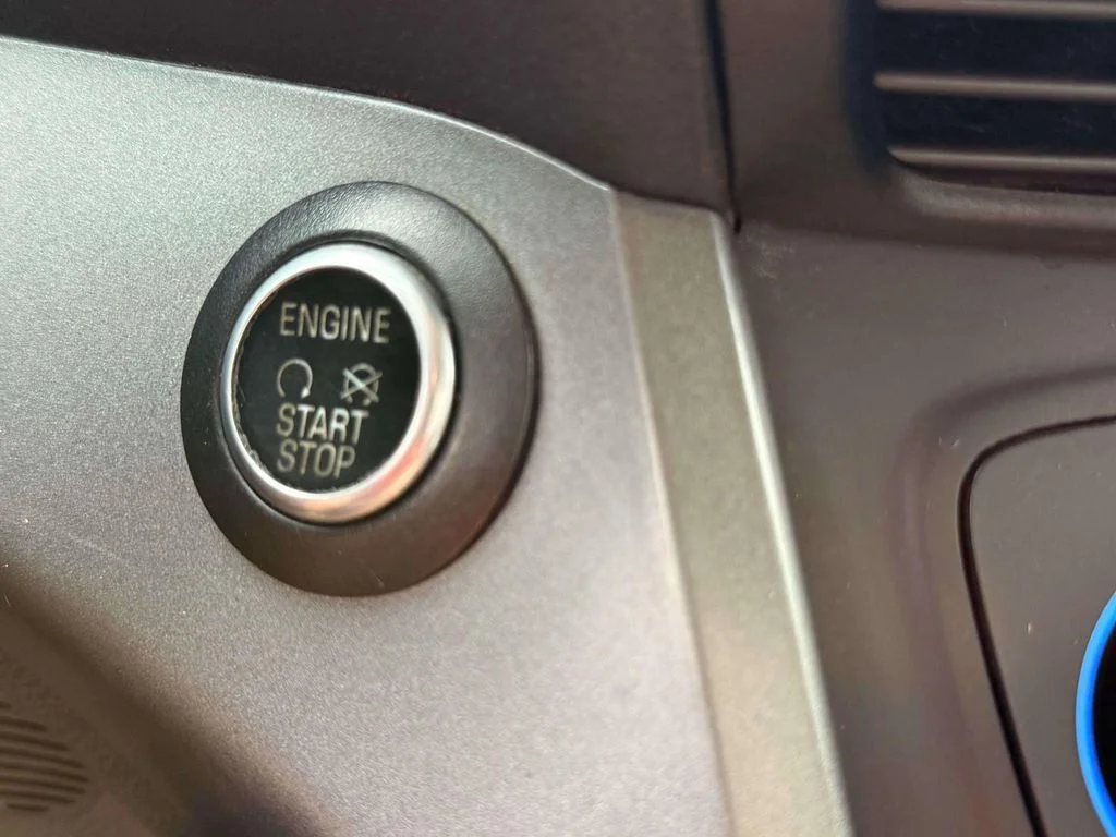 Used 2019 Blue Ford SEL image 19