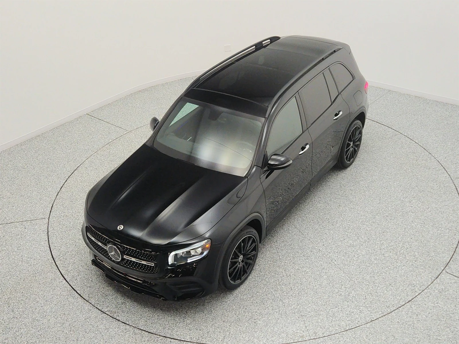 Used 2022 Night Black Mercedes-Benz GLB 250 SUV image 22
