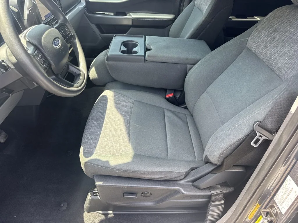 Used 2023 Gray Ford XLT image 9