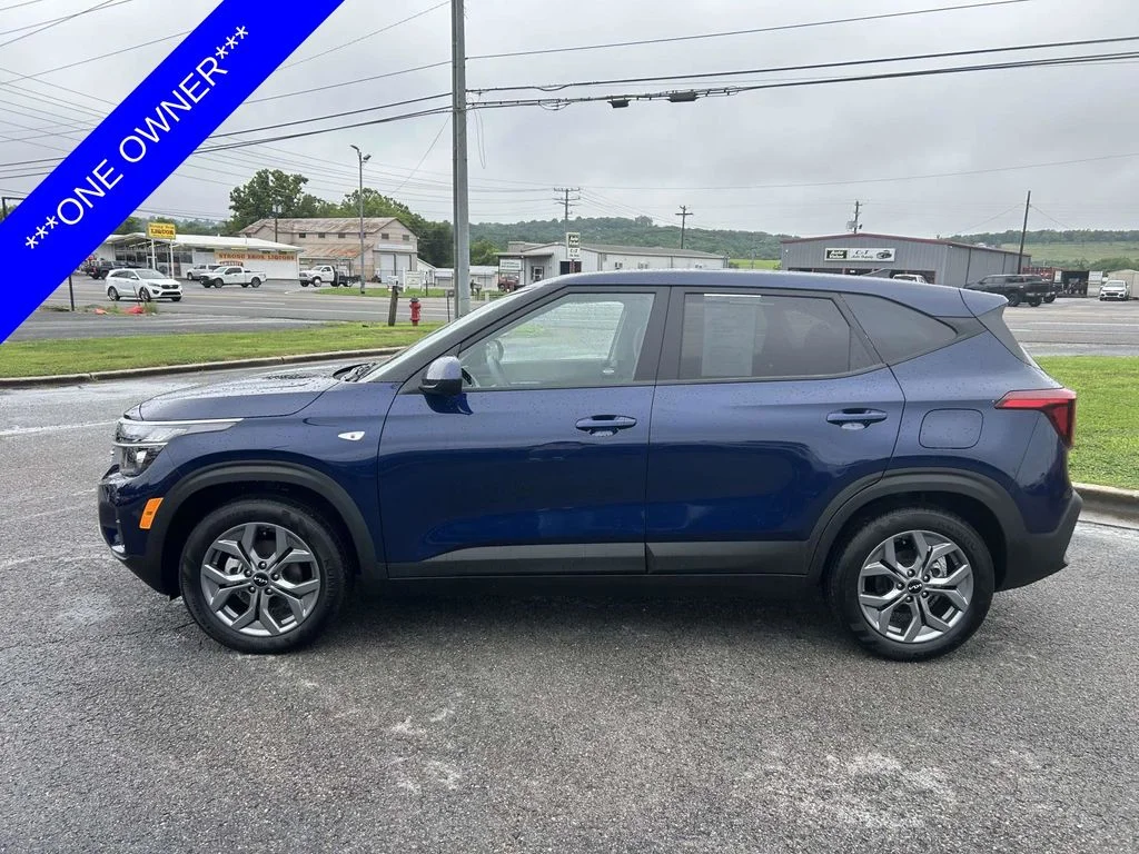 Used 2026 Blue Kia LX image 7
