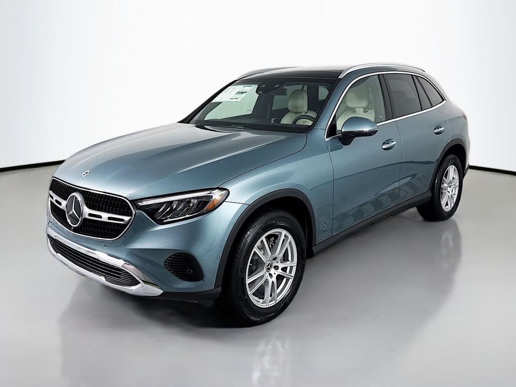 2026 Mercedes-Benz GLC GLC 300 4MATIC's photo