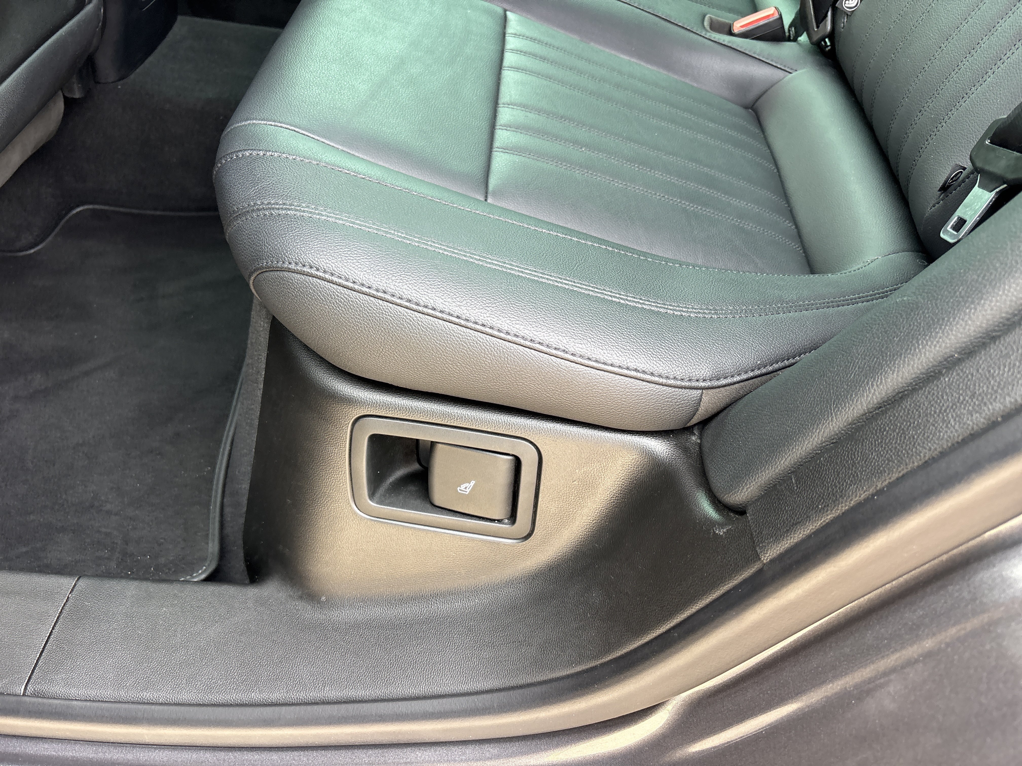 Used 2023 Grigio Lava Metallic Maserati GT AWD image 18