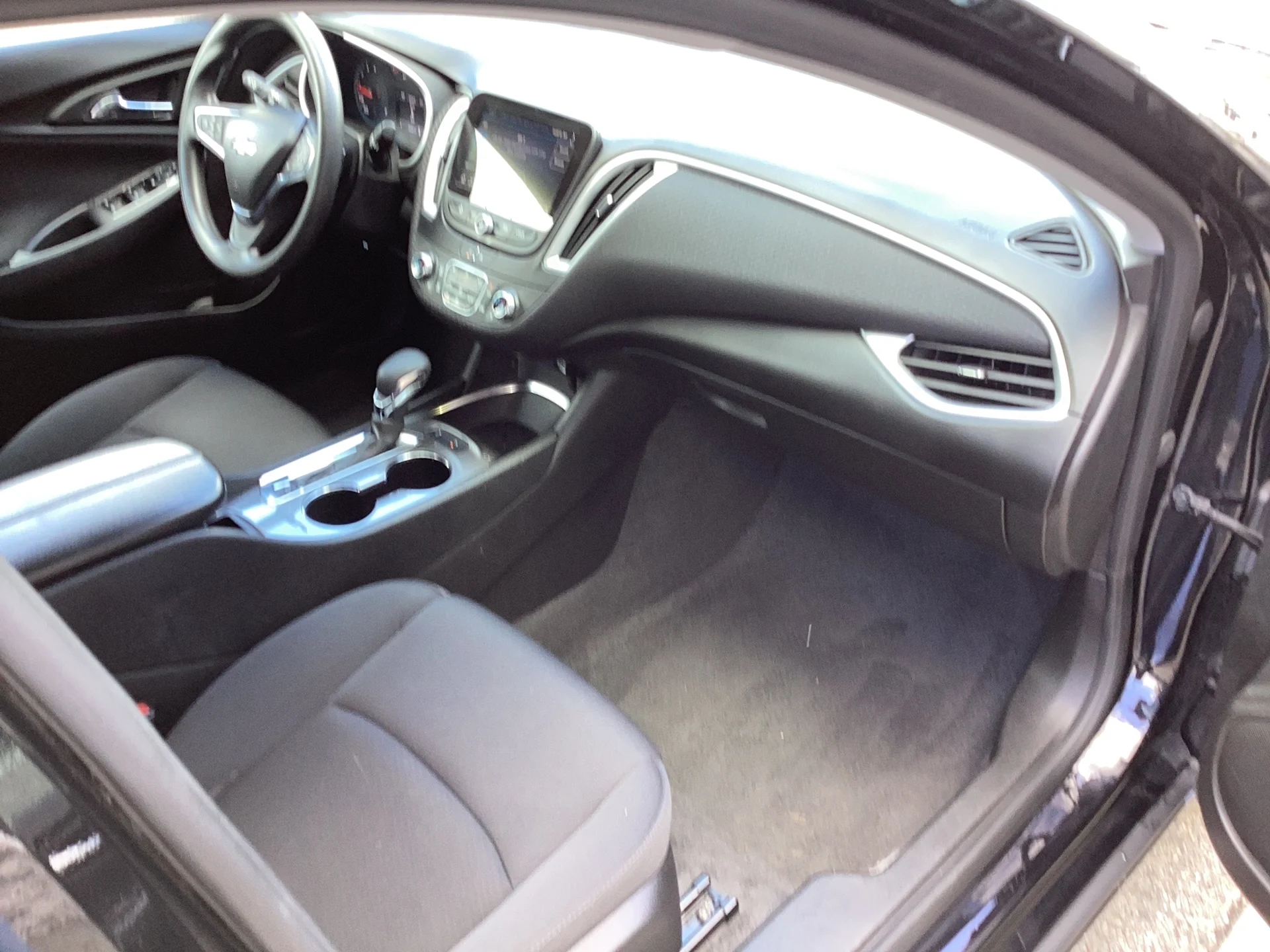 Used 2024 Mosaic Black Metallic Chevrolet LT image 11