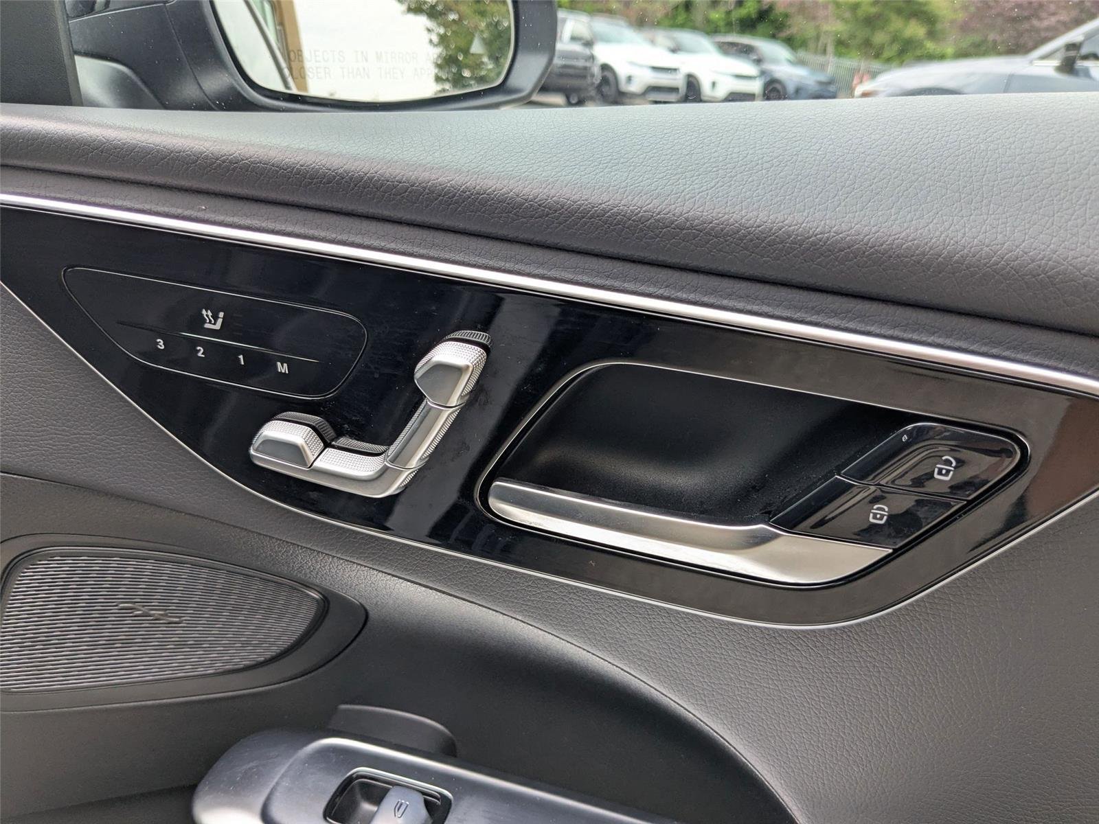 Used 2025 BLACK Mercedes-Benz C 300 image 30