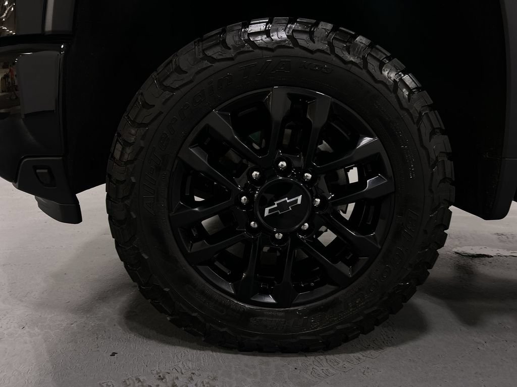 Used 2026 Black Chevrolet LTZ image 19