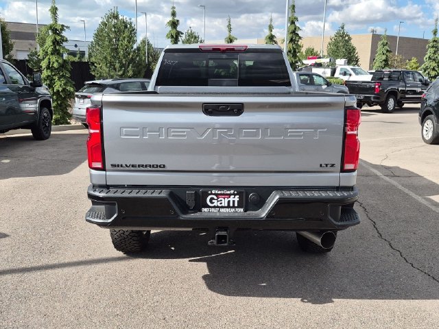 2026 Chevrolet Silverado 3500HD LTZ - Photo 4