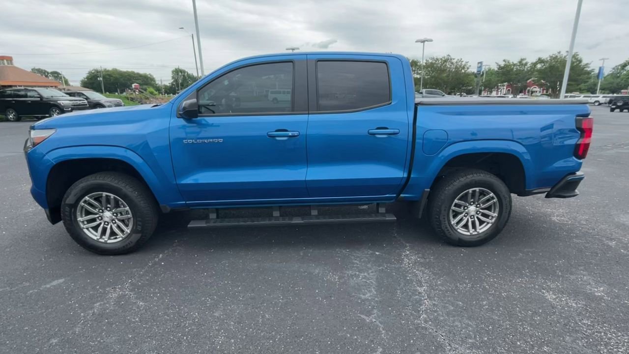 Used 2023 Glacier Blue Metallic Chevrolet LT image 5