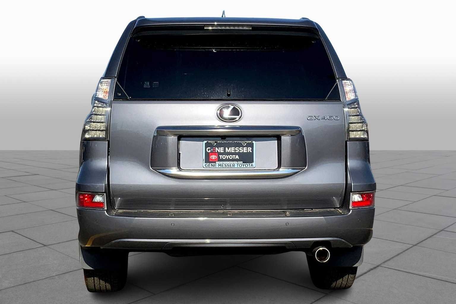 Used 2022 Nebula Gray Pearl Lexus Premium image 4