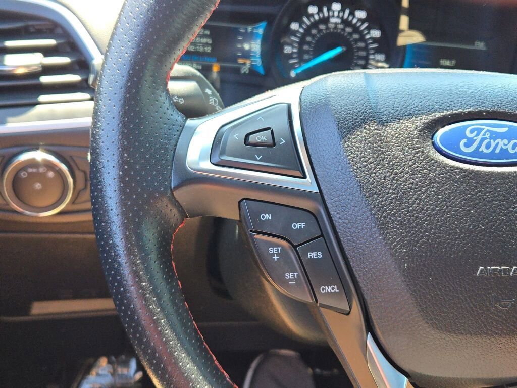 Used 2023 Black Ford SEL image 32