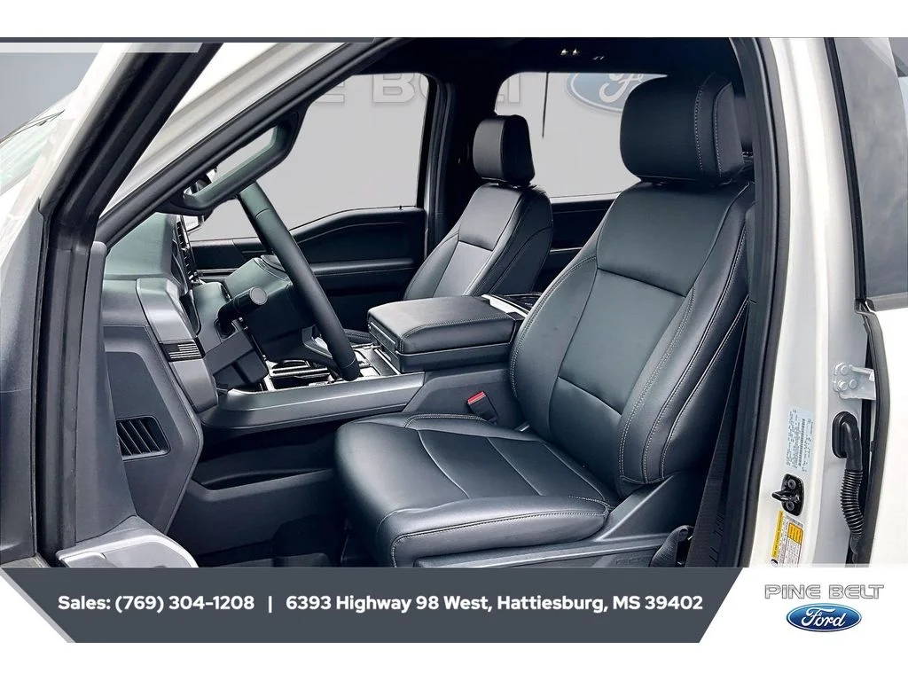 New 2026 Oxford White Ford XLT image 19