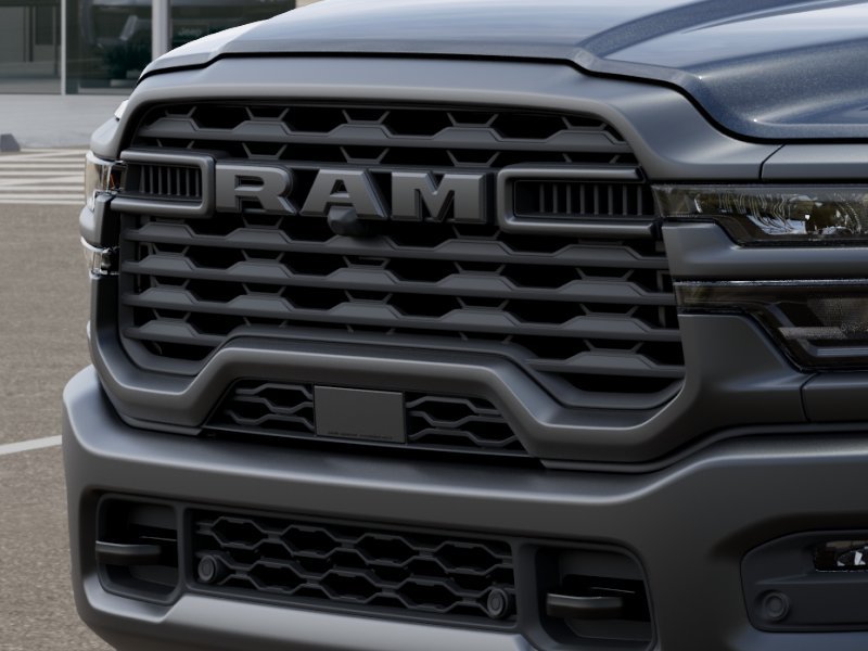 New 2026 Diamond Black Crystal Pearl-Coat Exterior Paint RAM Tradesman image 29