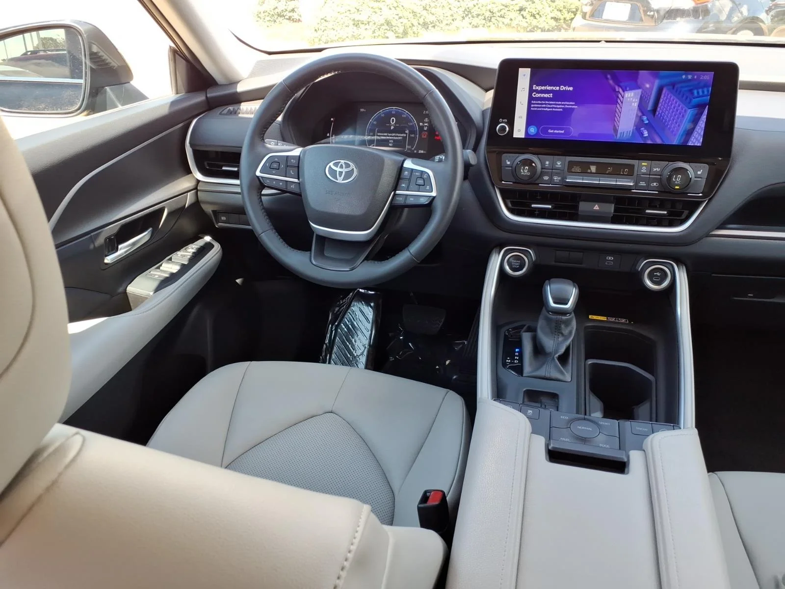 Certified Used 2024 Midnight Black Metallic Toyota XLE image 4
