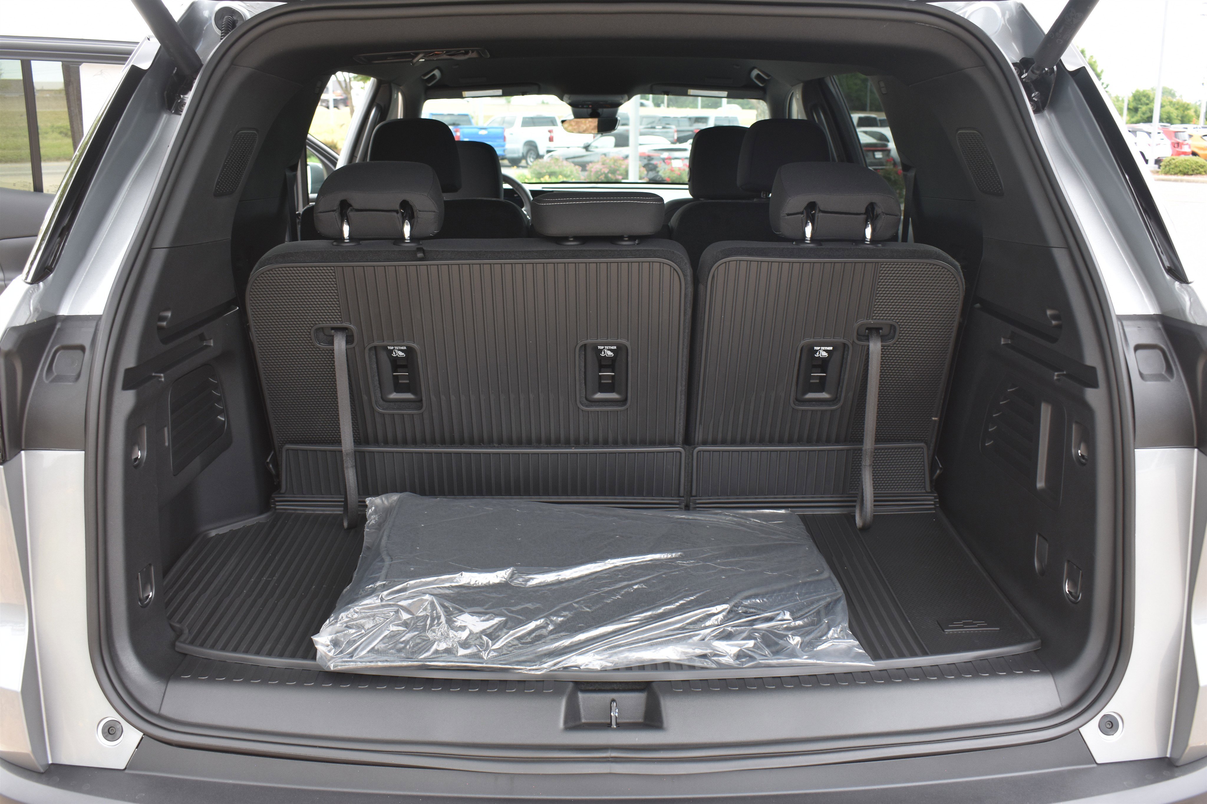 2026 Chevrolet Traverse LT - Photo 18