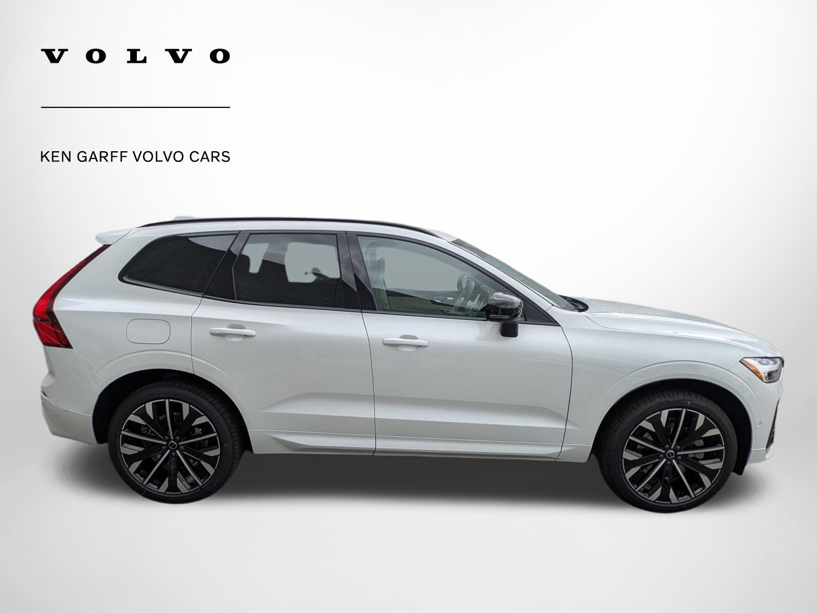 New 2026 Crystal White Volvo Ultra image 2