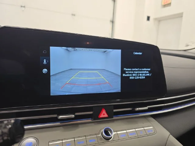 Used 2025 Metal Hyundai Limited image 23