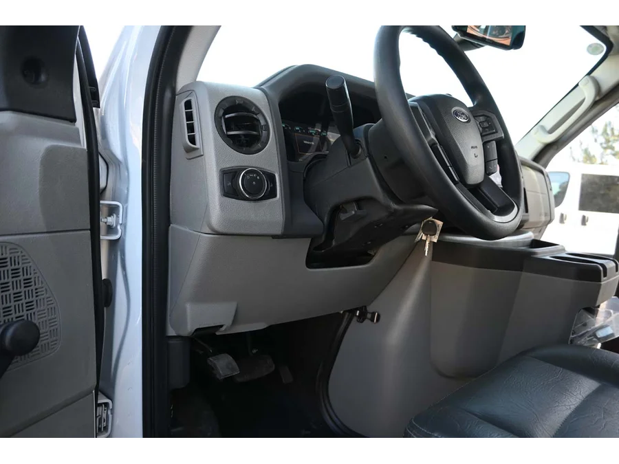 2026 Ford E-Series Cutaway Base - Photo 28
