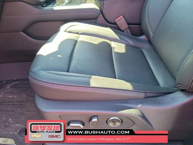 2026 GMC Yukon Denali - Photo 20