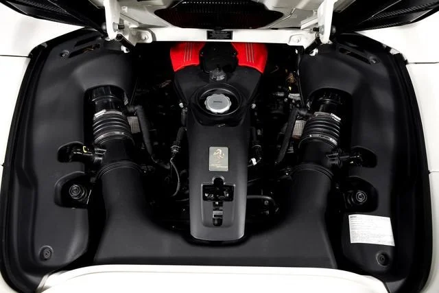 Certified Used 2016 Bianco Avus Ferrari  image 9