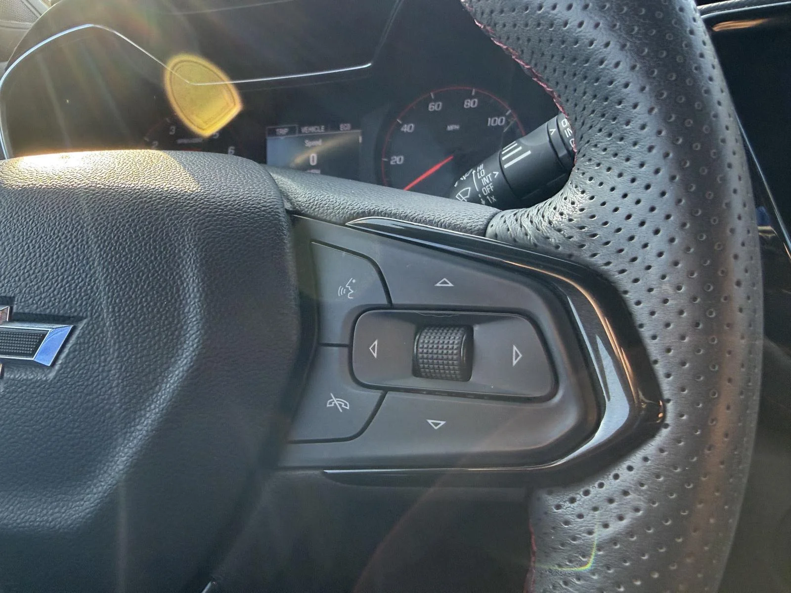 Used 2022 Mosaic Black Metallic Chevrolet RS image 15