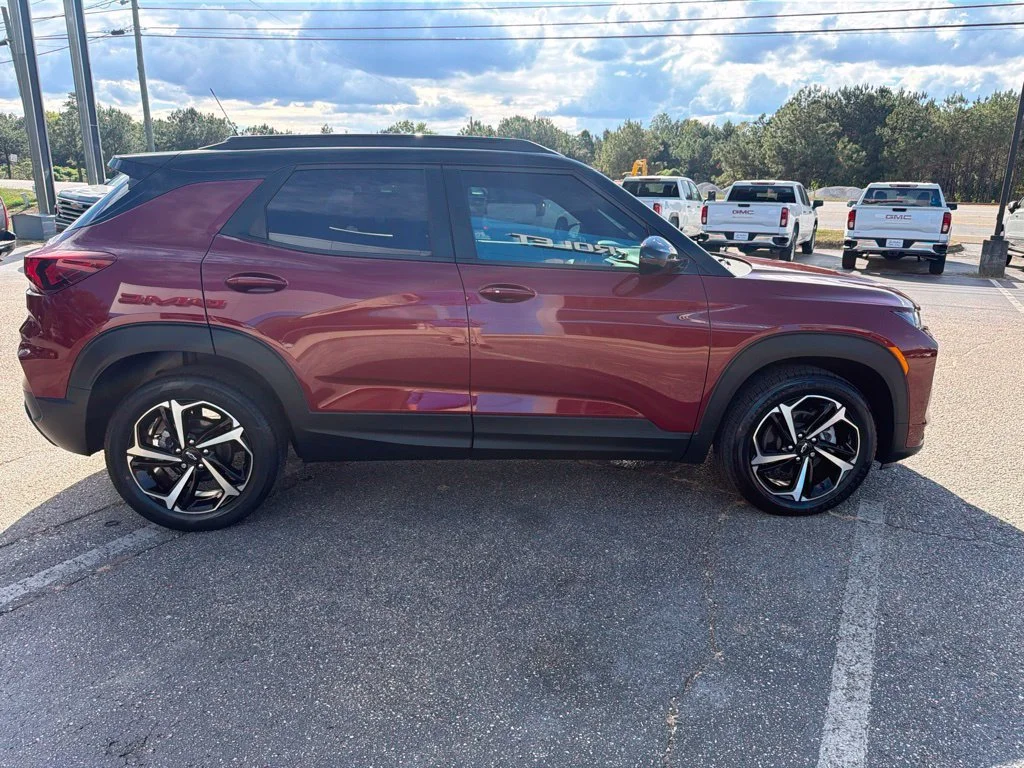 Used 2023 CRIMSON METALLIC Chevrolet RS image 6