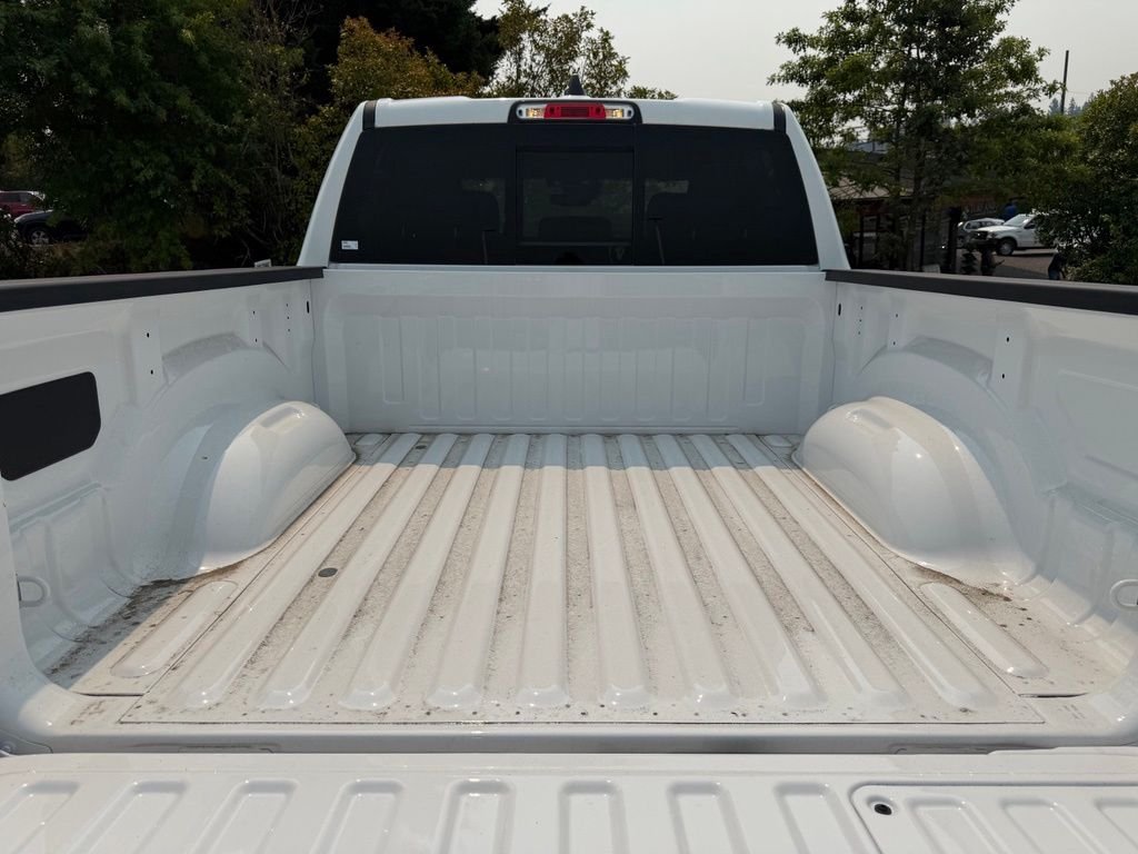 2026 RAM 1500 Laramie - Photo 10