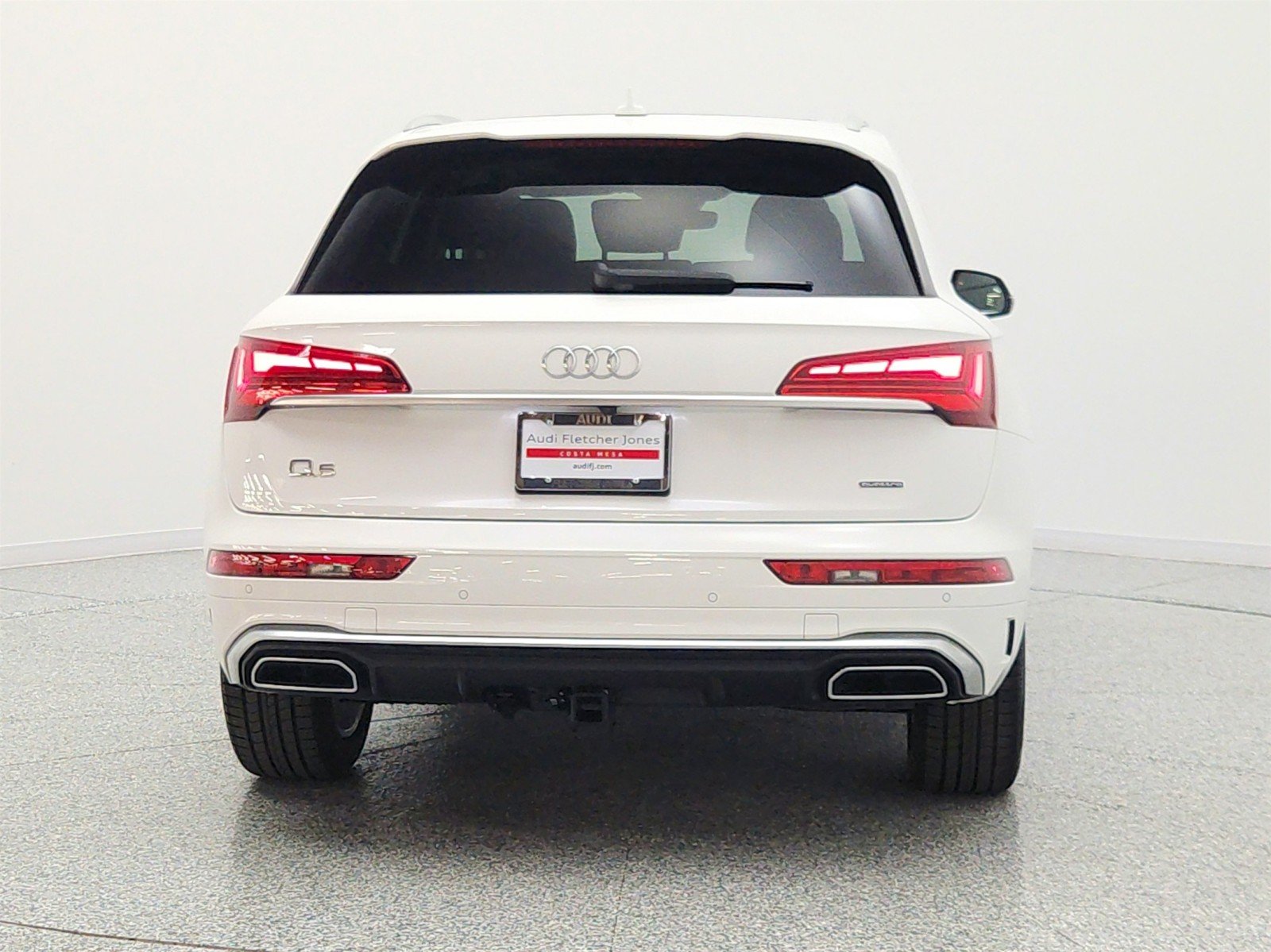 Used 2023 Ibis White Audi S line Premium Plus 55 TFSI e quattro image 6