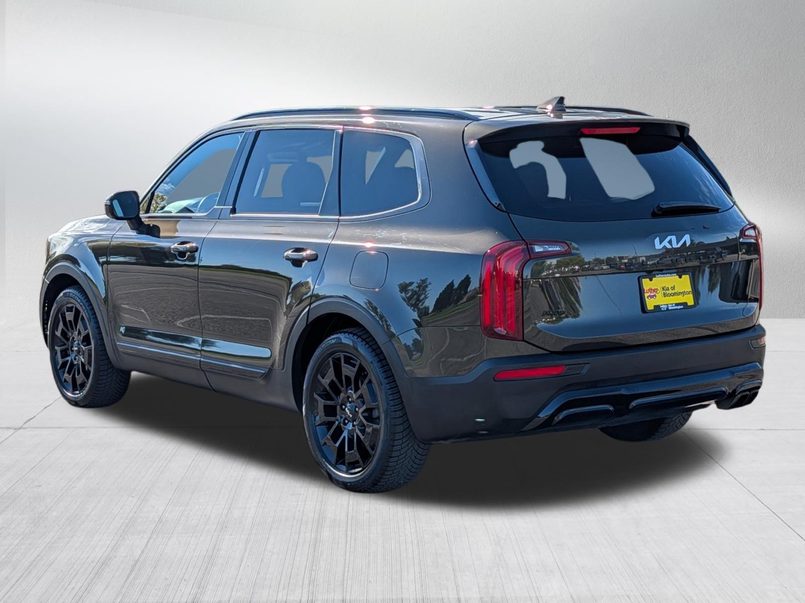 Certified Used 2022 Dark Moss Kia SX image 5