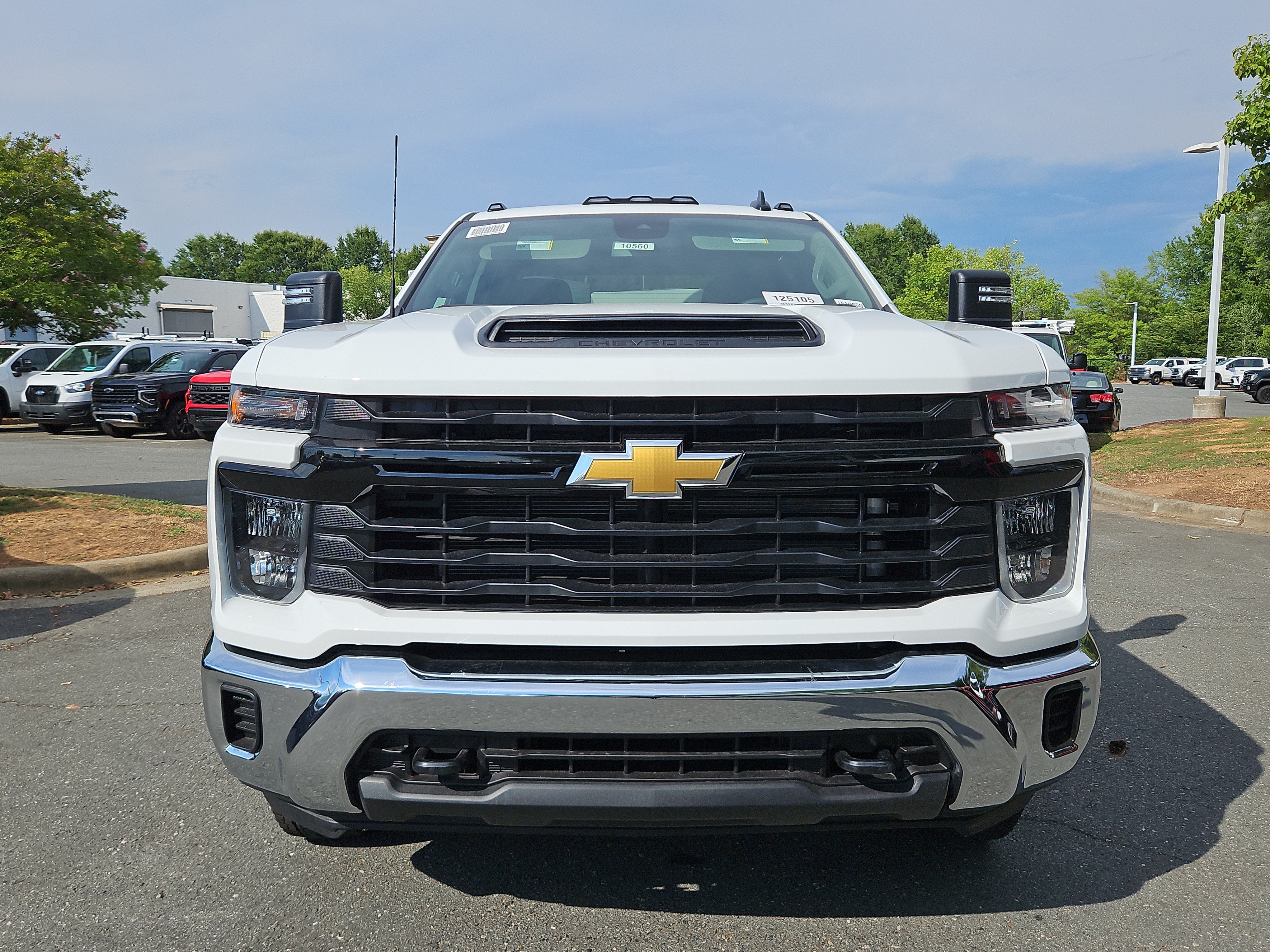 New 2026 Summit White Chevrolet Work Truck image 7
